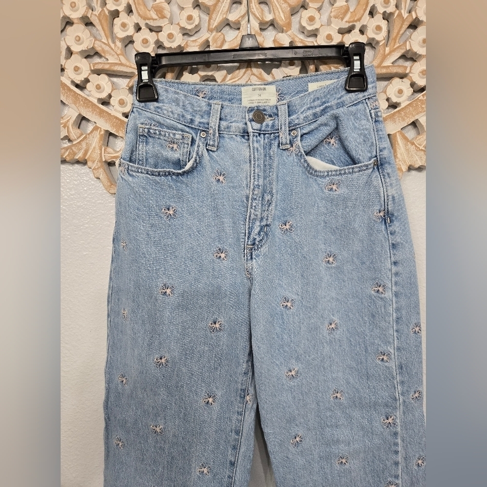 Cotton On Pink Bow Embroidered Loose Straight Jeans - Picture 6 of 8